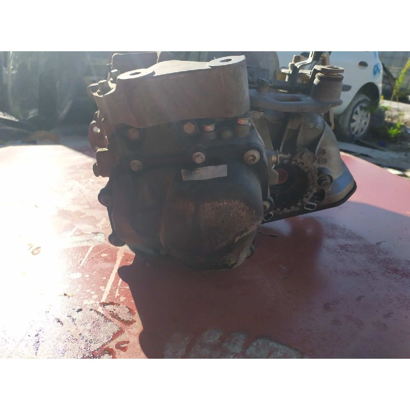 Recambio de caja cambios para opel corsa d catch me referencia OEM IAM 90400206  5 VELOCIDADES