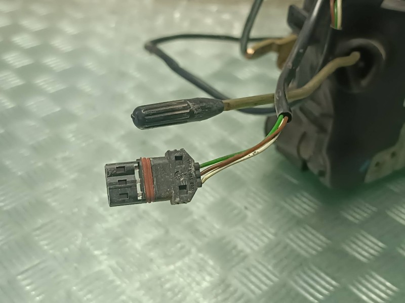 Recambio de cerradura puerta delantera izquierda para mercedes-benz clase e (w211) berlina referencia OEM IAM 21172035018  