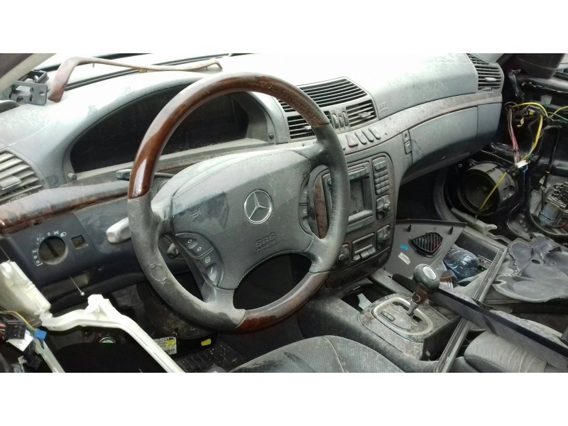 mercedes-benz clase s (w220) berlina del año 2000