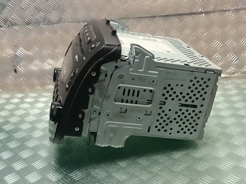 Recambio de sistema audio / radio cd para hyundai i10 referencia OEM IAM 961000X2304X 961000X230 