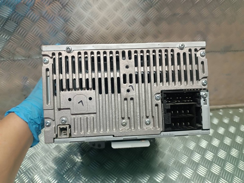 Recambio de sistema audio / radio cd para hyundai i10 referencia OEM IAM 961000X2304X 961000X230 