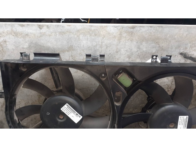 Recambio de electroventilador para opel insignia berlina referencia OEM IAM 13241739 P0270003 CON RESISTENCIA