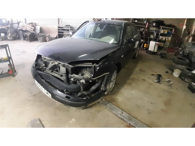 ford mondeo berlina (ge) del año 2004