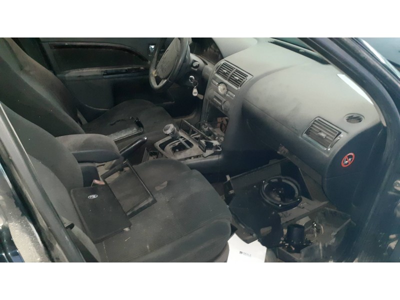 ford mondeo berlina (ge) del año 2004