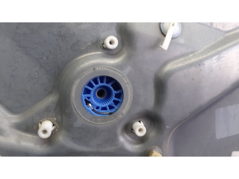 Recambio de elevalunas delantero derecho para seat ibiza (6l1) referencia OEM IAM 6L4837752EQ SIN MOTOR ELECTRICO