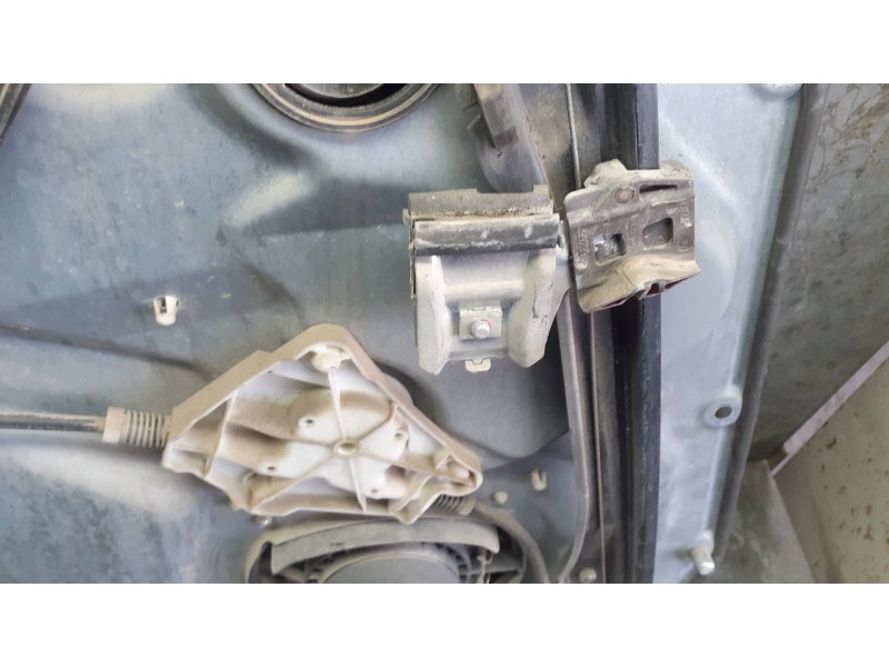 Recambio de elevalunas delantero derecho para seat ibiza (6l1) referencia OEM IAM 6L4837752EQ SIN MOTOR ELECTRICO