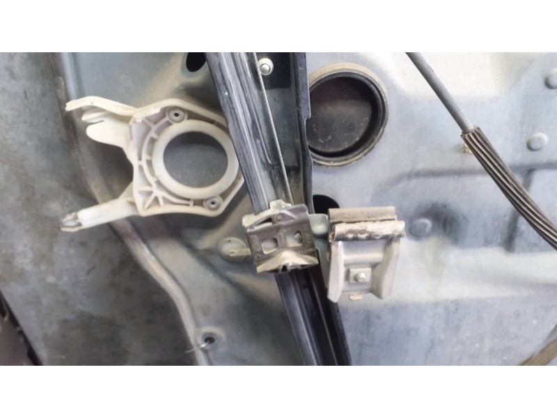 Recambio de elevalunas delantero derecho para seat ibiza (6l1) referencia OEM IAM 6L4837752EQ SIN MOTOR ELECTRICO