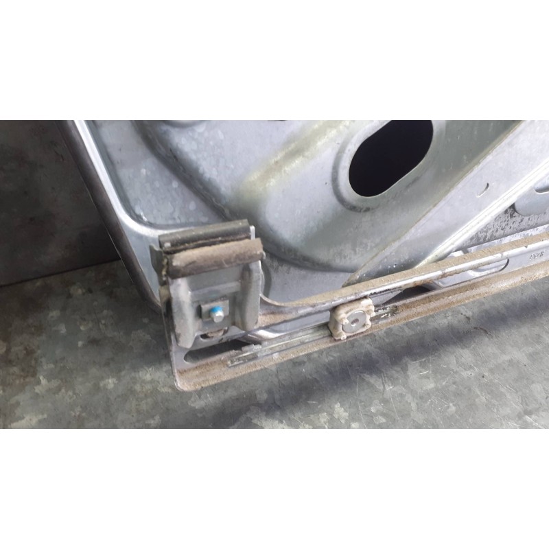 Recambio de elevalunas delantero derecho para ford focus lim. (cb4) referencia OEM IAM 984705211 SIN MOTOR ELECTRICO