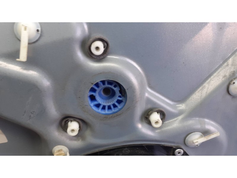 Recambio de elevalunas delantero izquierdo para seat ibiza (6l1) referencia OEM IAM 6L4837751CM SIN MOTOR ELECTRICO