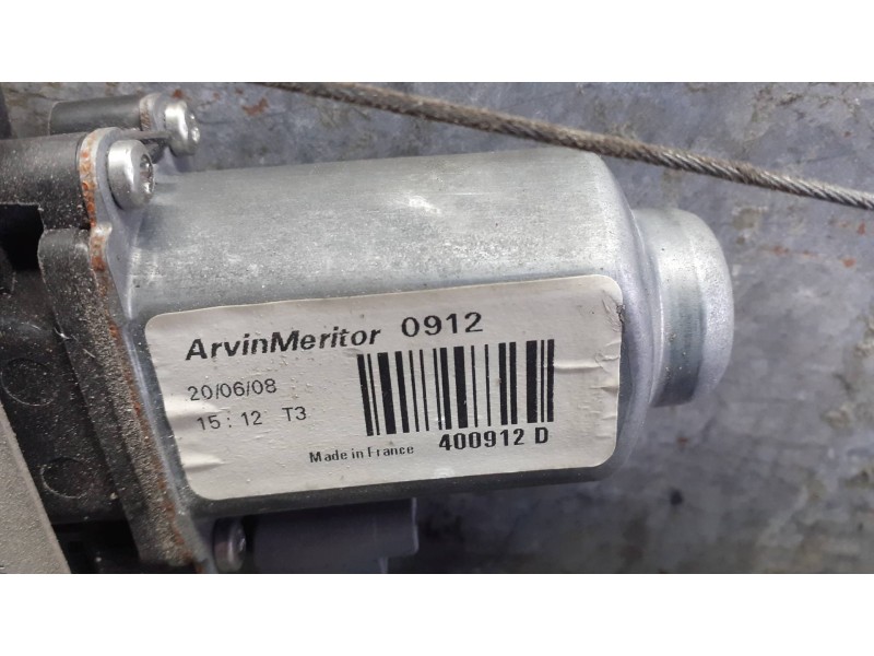 Recambio de elevalunas delantero derecho para peugeot 207 referencia OEM IAM 9681182280 CON MOTOR ELECTRICO