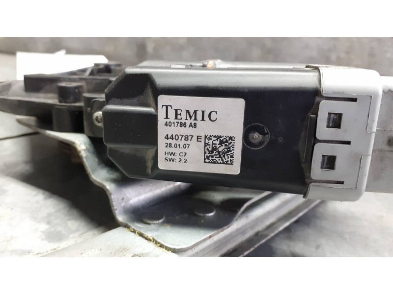 Recambio de elevalunas trasero izquierdo para opel astra gtc referencia OEM IAM 135090222 CON MOTOR ELECTRICO