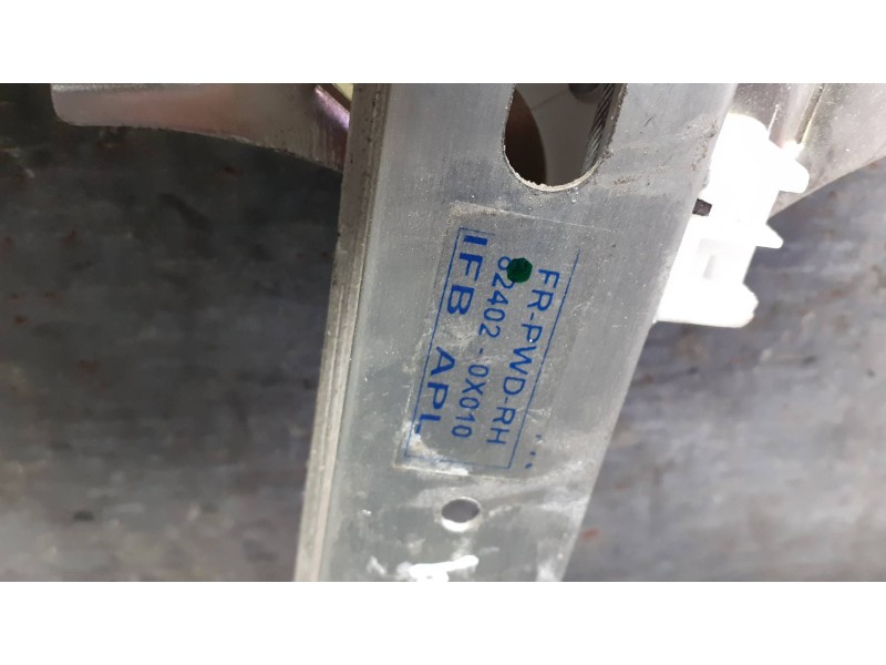 Recambio de elevalunas delantero derecho para hyundai i10 referencia OEM IAM 824020X010 CON MOTOR ELECTRICO