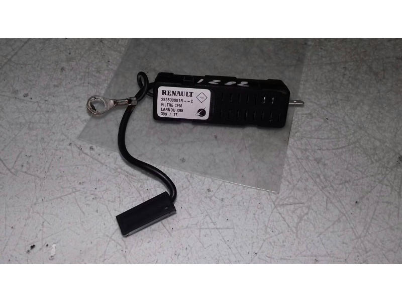 Recambio de antena para renault captur xmod referencia OEM IAM 283630001R  