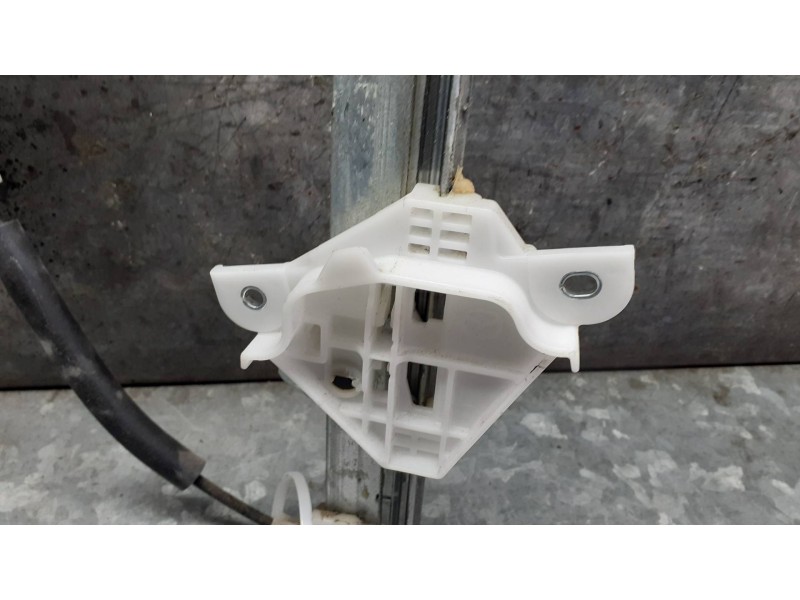 Recambio de elevalunas delantero izquierdo para mazda 6 lim. (gh)(.2012) referencia OEM IAM  SIN MOTOR ELECTRICO