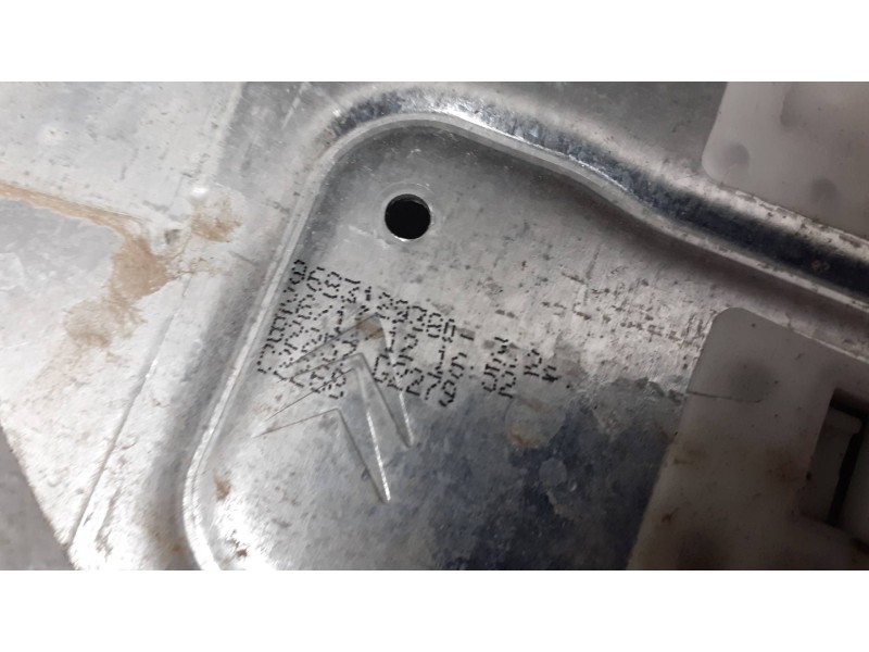 Recambio de elevalunas delantero derecho para citroen c3 referencia OEM IAM 402214C CON MOTOR ELECTRICO