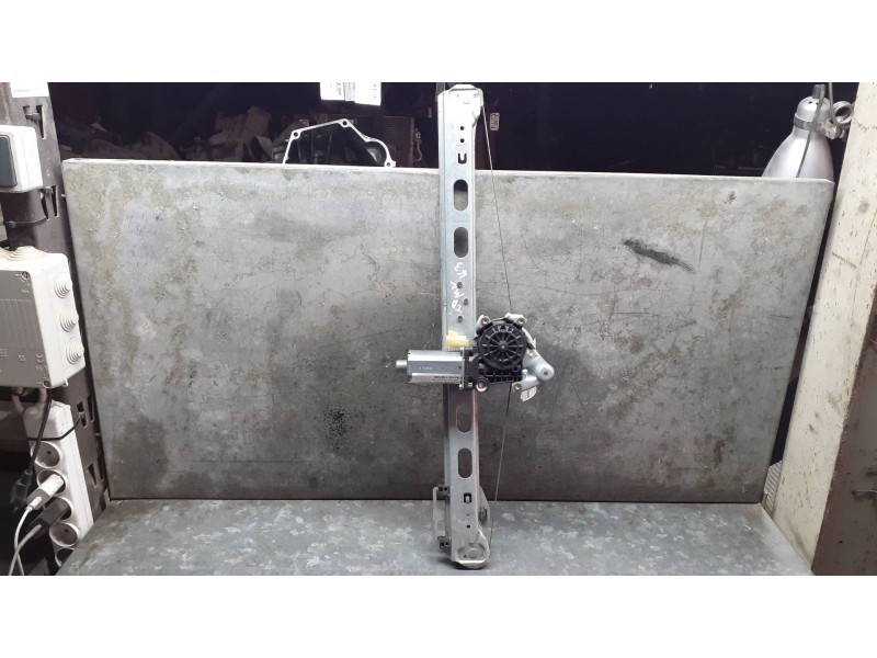 Recambio de elevalunas trasero derecho para mercedes-benz clase m (w163) referencia OEM IAM 119016100 CON MOTOR ELECTRICO
