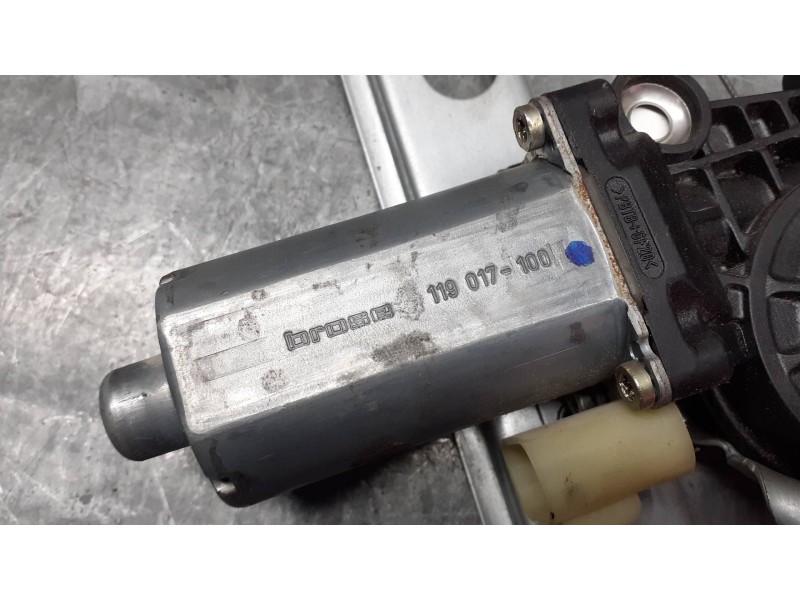 Recambio de elevalunas trasero izquierdo para mercedes-benz clase m (w163) referencia OEM IAM 119017100 CON MOTOR ELECTRICO