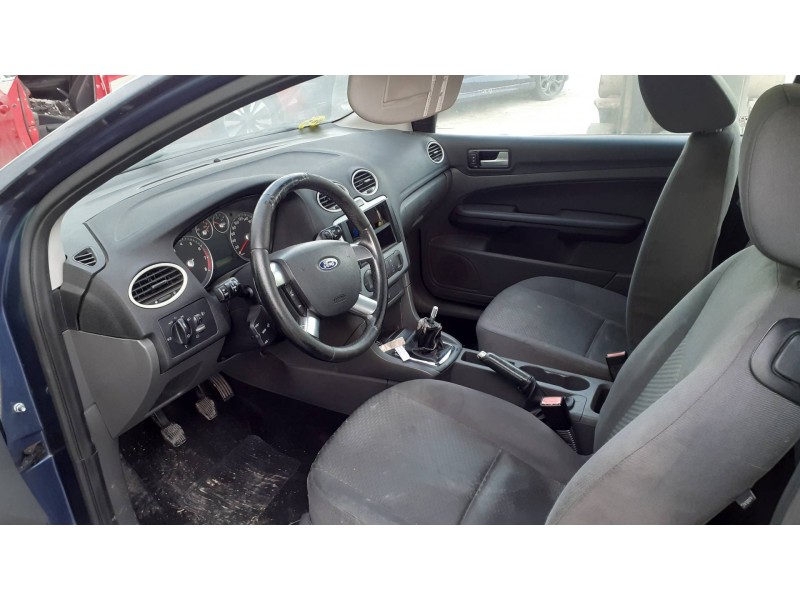 ford focus berlina (cap) del año 2005