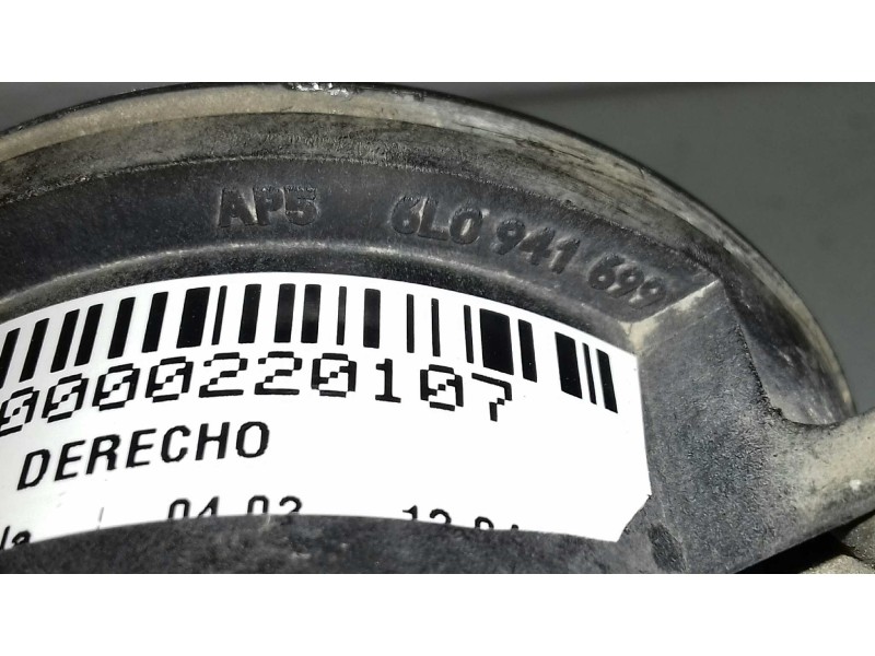 Recambio de faro antiniebla derecho para seat ibiza (6l1) stella referencia OEM IAM 6L0941699  