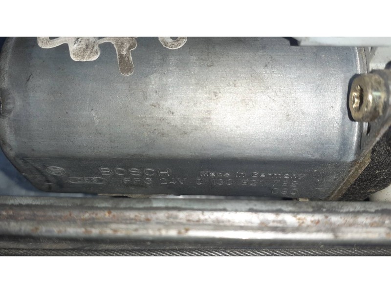 Recambio de elevalunas delantero derecho para nissan atleon 120 referencia OEM IAM 0130821782 CON MOTOR ELECTRICO