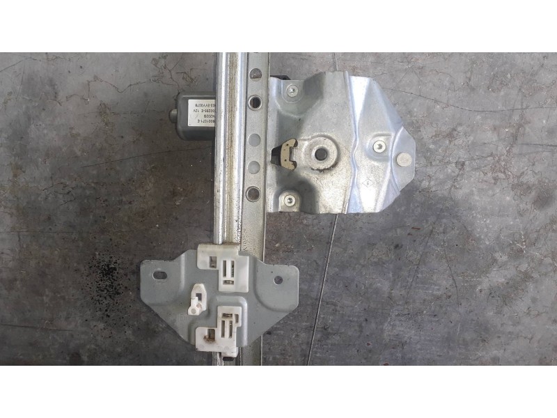 Recambio de elevalunas trasero derecho para dacia lodgy referencia OEM IAM 827202127R CON MOTOR ELECTRICO
