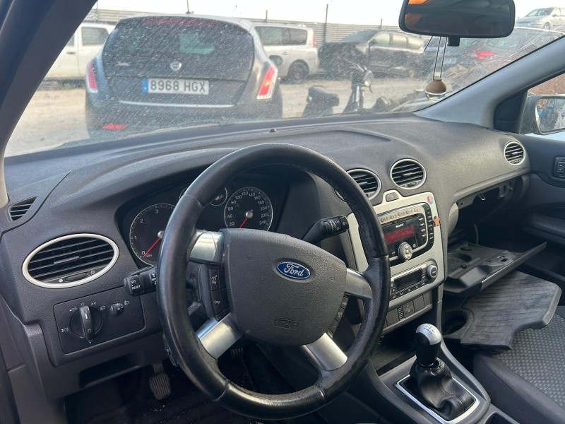ford focus berlina (cap) del año 2007