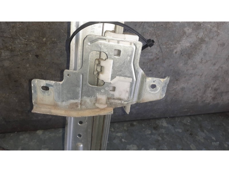 Recambio de elevalunas delantero izquierdo para peugeot 407 referencia OEM IAM 9644893580 SIN MOTOR ELECTRICO