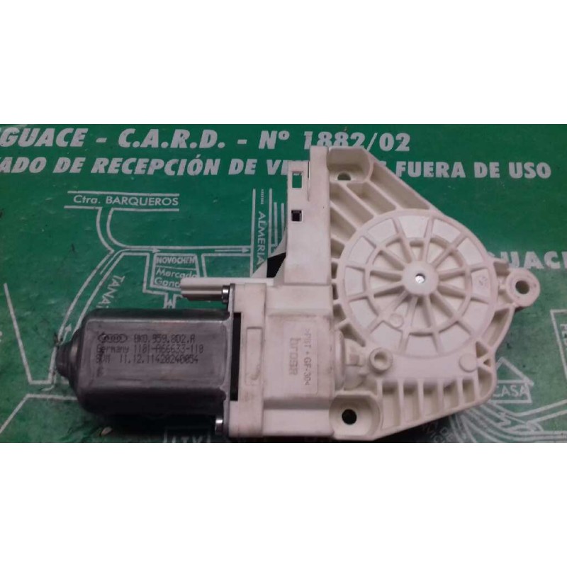 Recambio de motor elevalunas delantero derecho para audi a4 ber. (b8) básico referencia OEM IAM 8K0959802A 1101A66633110 