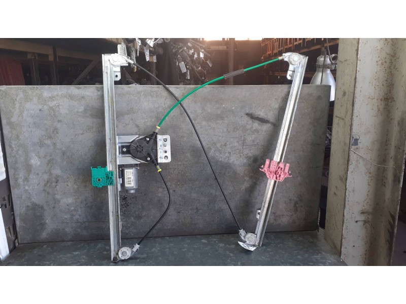 Recambio de elevalunas delantero izquierdo para citroen jumpy referencia OEM IAM 401786A8 CON MOTOR ELECTRICO