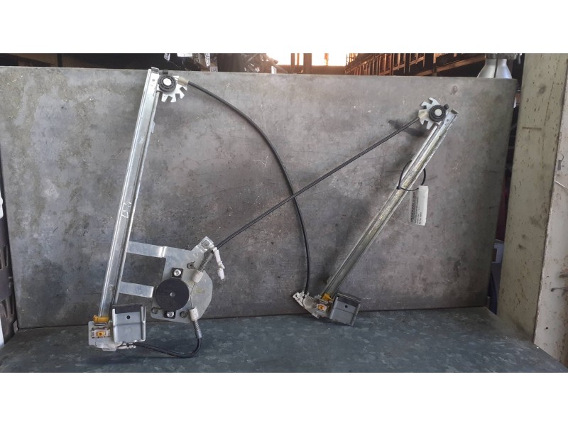 Recambio de elevalunas delantero izquierdo para hyundai kona referencia OEM IAM 06519 SIN MOTOR ELECTRICO