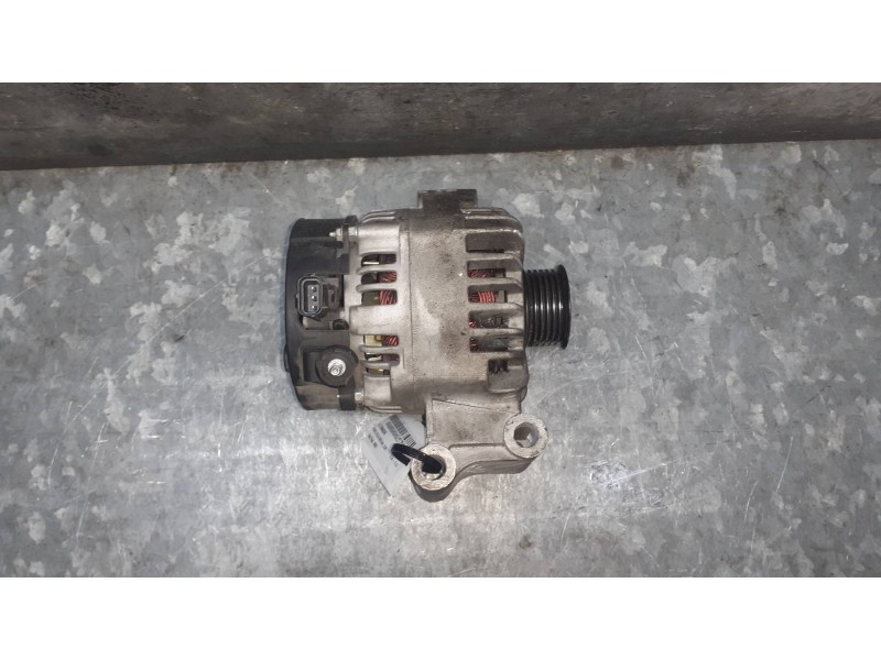 Recambio de alternador para ford focus berlina (cap) referencia OEM IAM 4887  12V