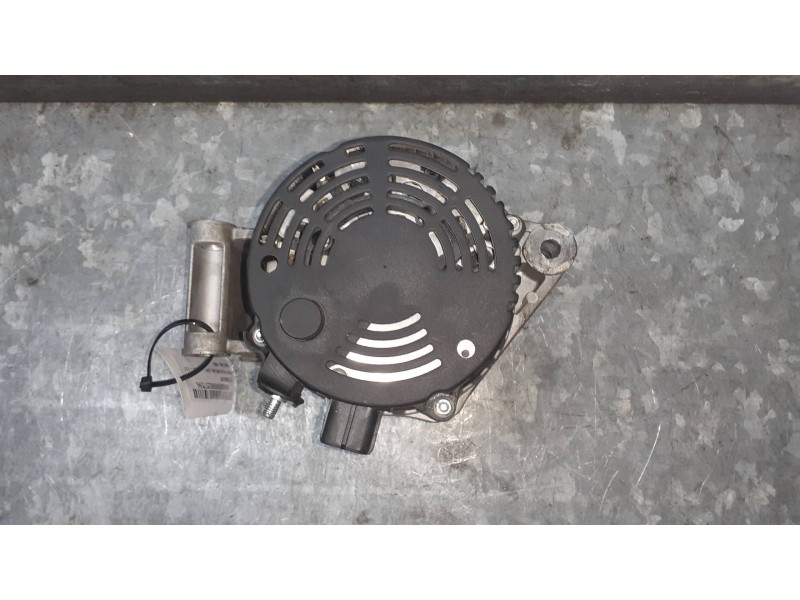 Recambio de alternador para ford focus berlina (cap) referencia OEM IAM 4887  12V