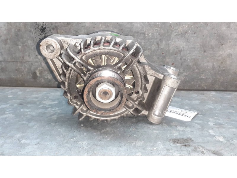 Recambio de alternador para ford focus berlina (cap) referencia OEM IAM 4887  12V