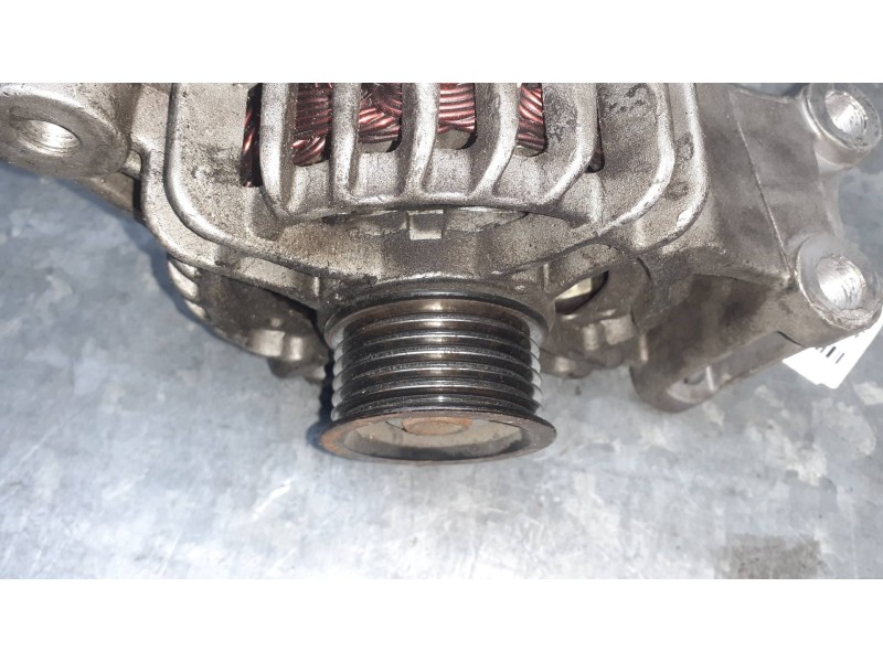 Recambio de alternador para ford focus berlina (cap) referencia OEM IAM 4887  12V