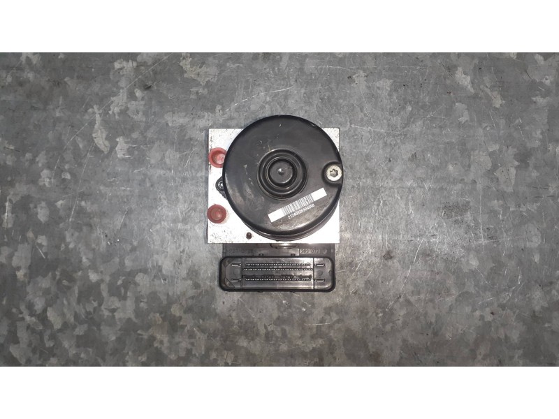 Recambio de abs para ford focus berlina (cap) referencia OEM IAM 8M512C405AA 100206 7TU9B13M87