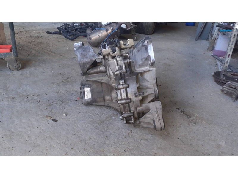 Recambio de caja cambios para ford focus lim. (cb8) referencia OEM IAM AV6R 7002 TTFLD 