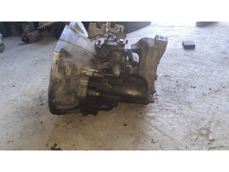 Recambio de caja cambios para ford focus lim. (cb8) referencia OEM IAM AV6R 7002 TTFLD 