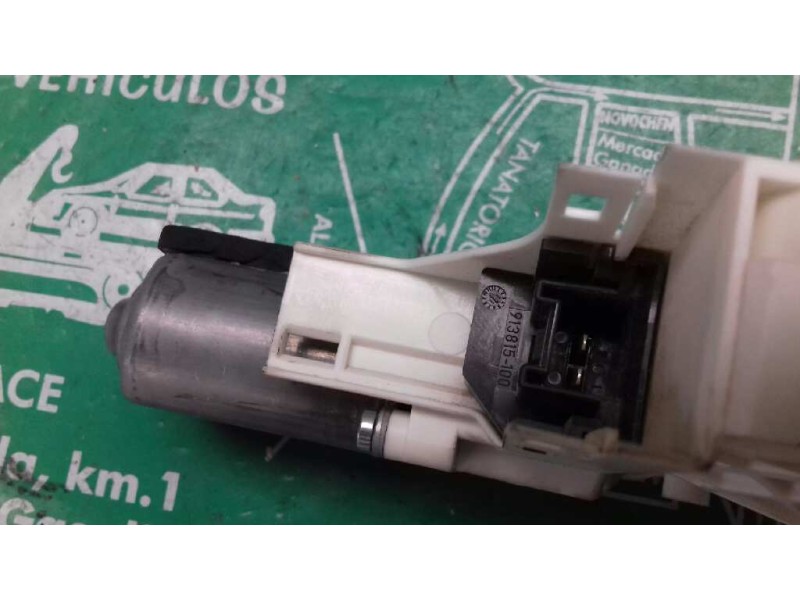 Recambio de motor elevalunas delantero derecho para audi a4 ber. (b8) básico referencia OEM IAM 8K0959802A 1101A66633110 