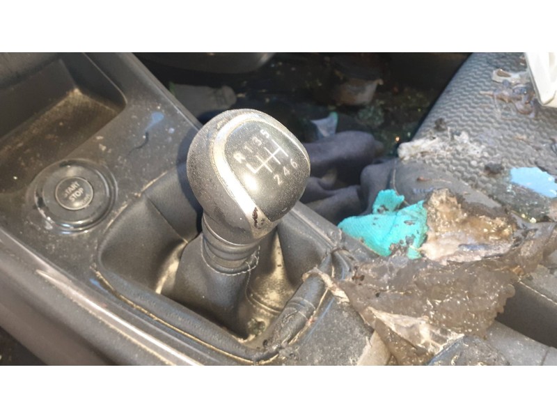 nissan pulsar (c13) del año 2016