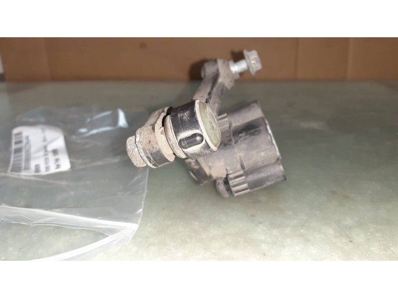 Recambio de sensor para ford focus lim. business referencia OEM IAM 1006536  CONECTOR 3 PINES
