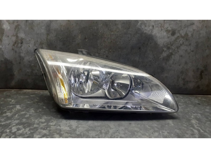 Recambio de faro derecho para ford focus berlina (cap) referencia OEM IAM 4M5113W029AF  