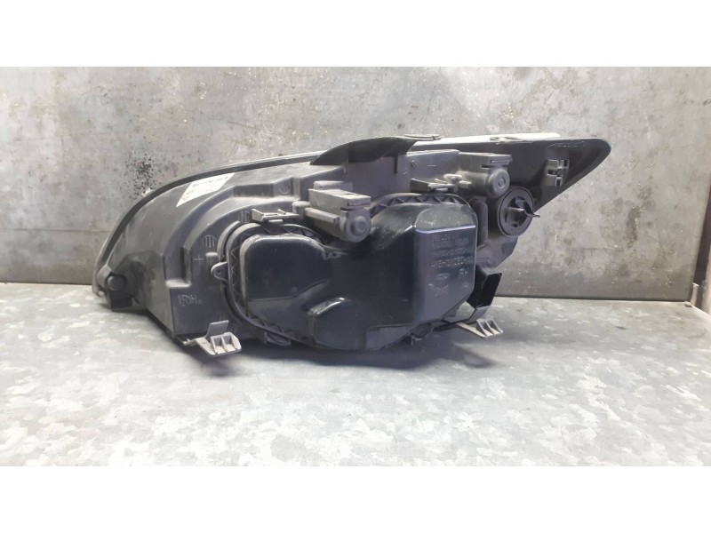Recambio de faro derecho para ford focus berlina (cap) referencia OEM IAM 4M5113W029AF  
