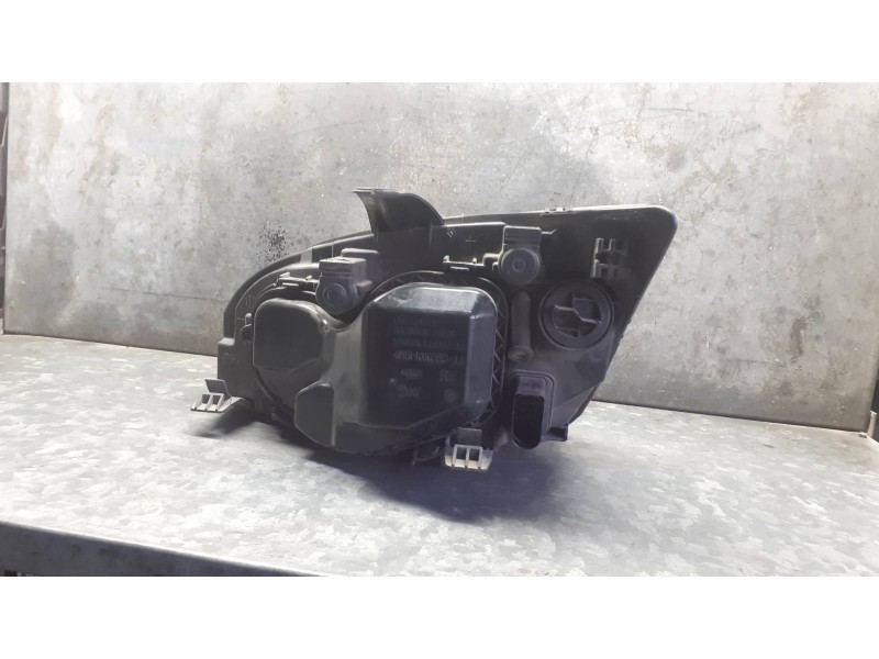 Recambio de faro derecho para ford focus berlina (cap) referencia OEM IAM 4M5113W029AF  