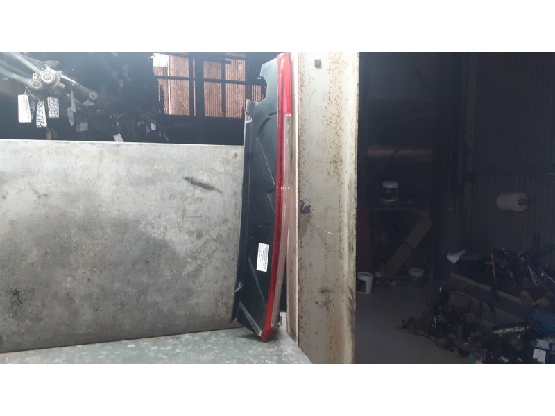 Recambio de piloto trasero derecho para ford focus lim. (cb4) referencia OEM IAM 8M5113404AD  