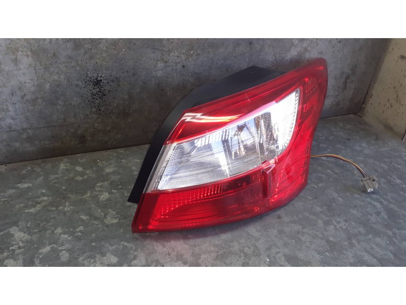 Recambio de piloto trasero derecho para ford focus lim. (cb8) referencia OEM IAM BM5113404CH  BM5113404C