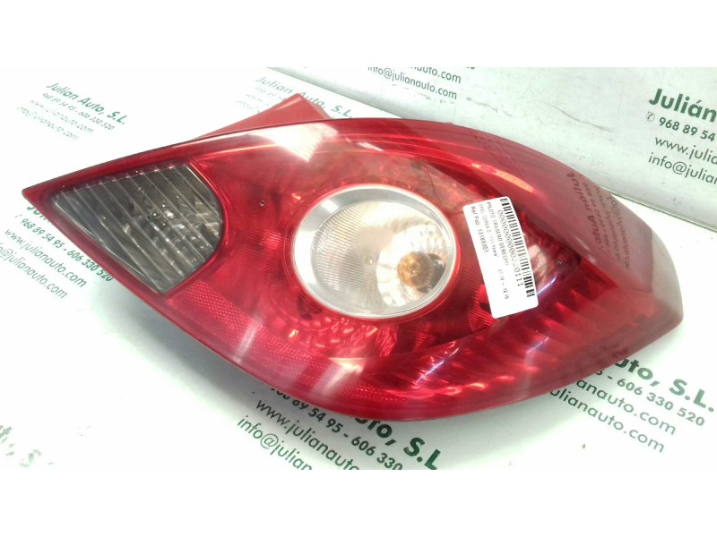 Recambio de piloto trasero derecho para opel corsa d ´´111 years´´ referencia OEM IAM 13186351 89038961A 