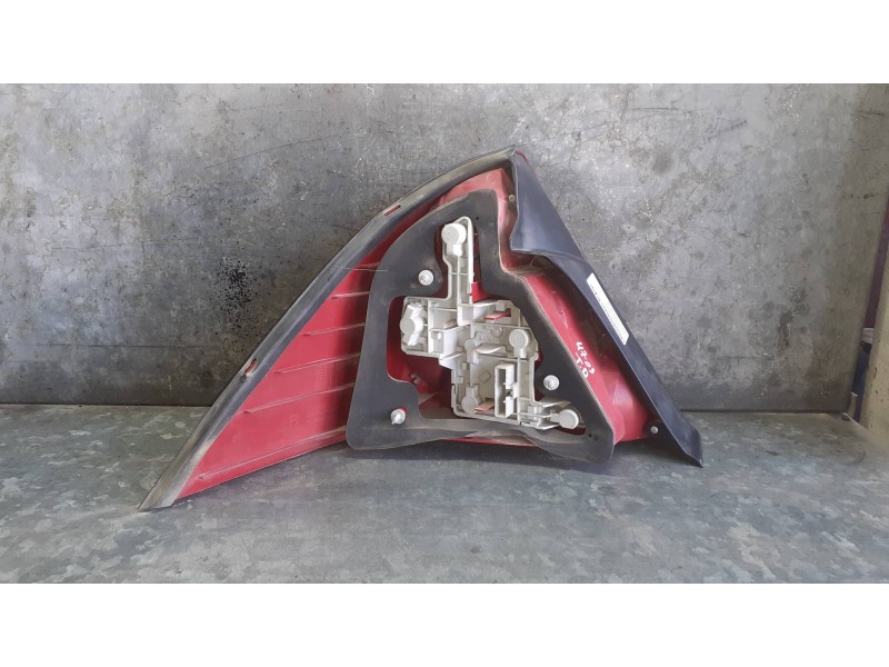 Recambio de piloto trasero derecho para ford mondeo berlina (ge) referencia OEM IAM 3S7X13N411A  