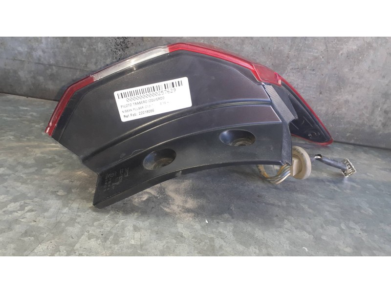 Recambio de piloto trasero izquierdo para nissan pulsar (c13) referencia OEM IAM 22018066  