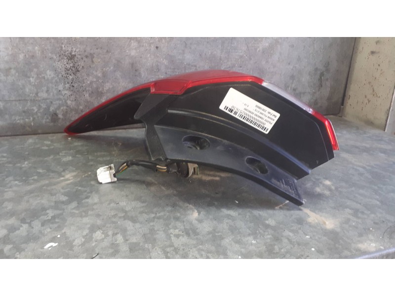 Recambio de piloto trasero derecho para nissan pulsar (c13) referencia OEM IAM 22018066  