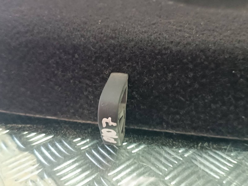 Recambio de bandeja trasera para peugeot 108 referencia OEM IAM GF5064330 64330 